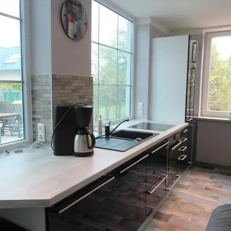 Silvia Mit Fahrradverleih Appartement *